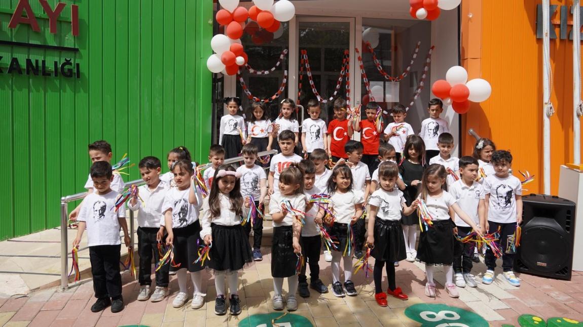 23 Nisan Ulusal Egemenlik ve Çocuk Bayramı 3.Çocuk Şenliği Okulumuzda Çoşkuyla Kutlandı